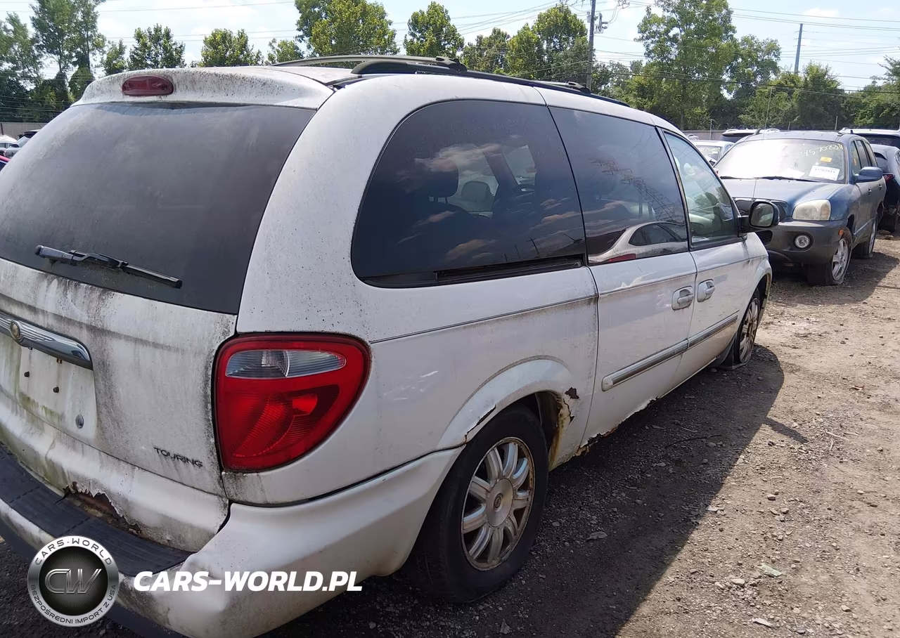 2006 Chrysler Town & Country Touring VIN:2A4GP54L06R818607 - 4