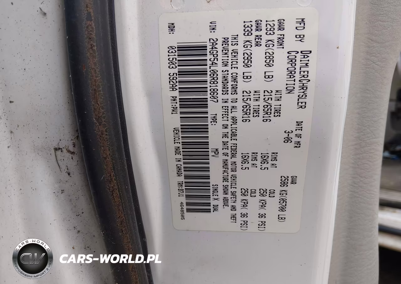 2006 Chrysler Town & Country Touring VIN:2A4GP54L06R818607 - 9