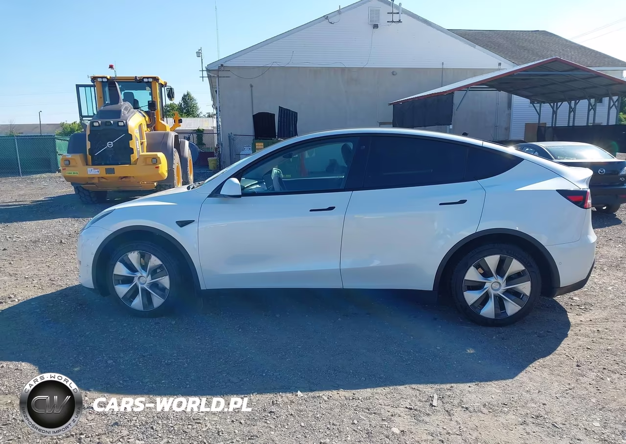 2021 Tesla Model Y Long Range Dual Motor All-Wheel Drive VIN:5YJYGDEEXMF188463 - 13