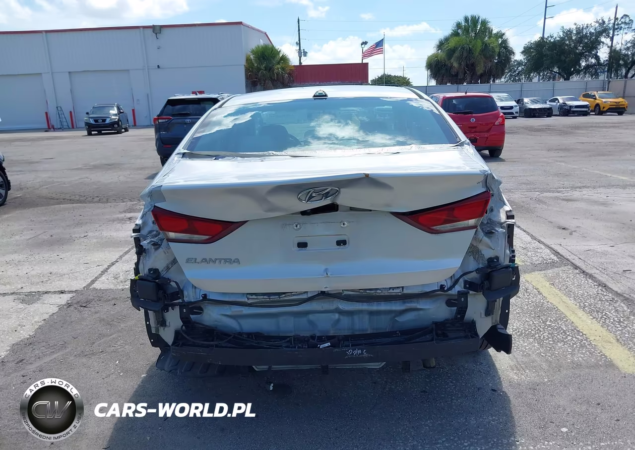 2017 Hyundai Elantra Se VIN:5NPD84LF9HH025222 - 17