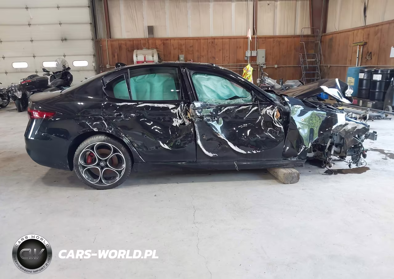 2022 Alfa Romeo Giulia Ti Awd VIN:ZARFANBN1N7659058 - 14