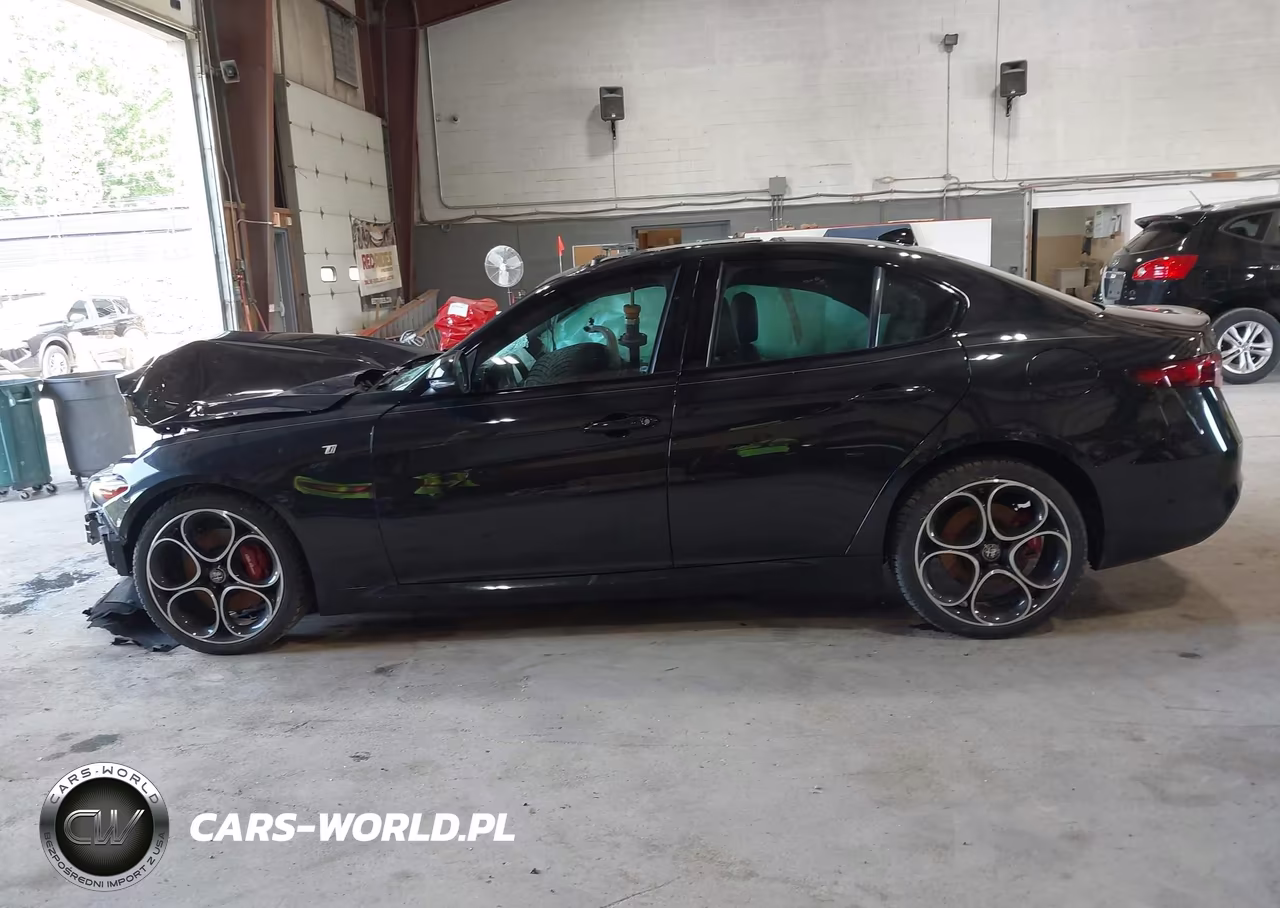 2022 Alfa Romeo Giulia Ti Awd VIN:ZARFANBN1N7659058 - 15