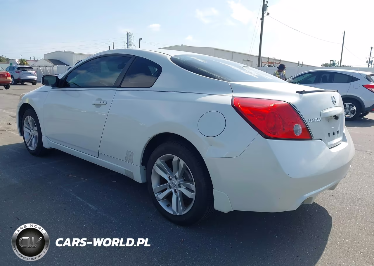 2013 Nissan Altima 2.5 S VIN:1N4AL2EP0DC155932 - 3