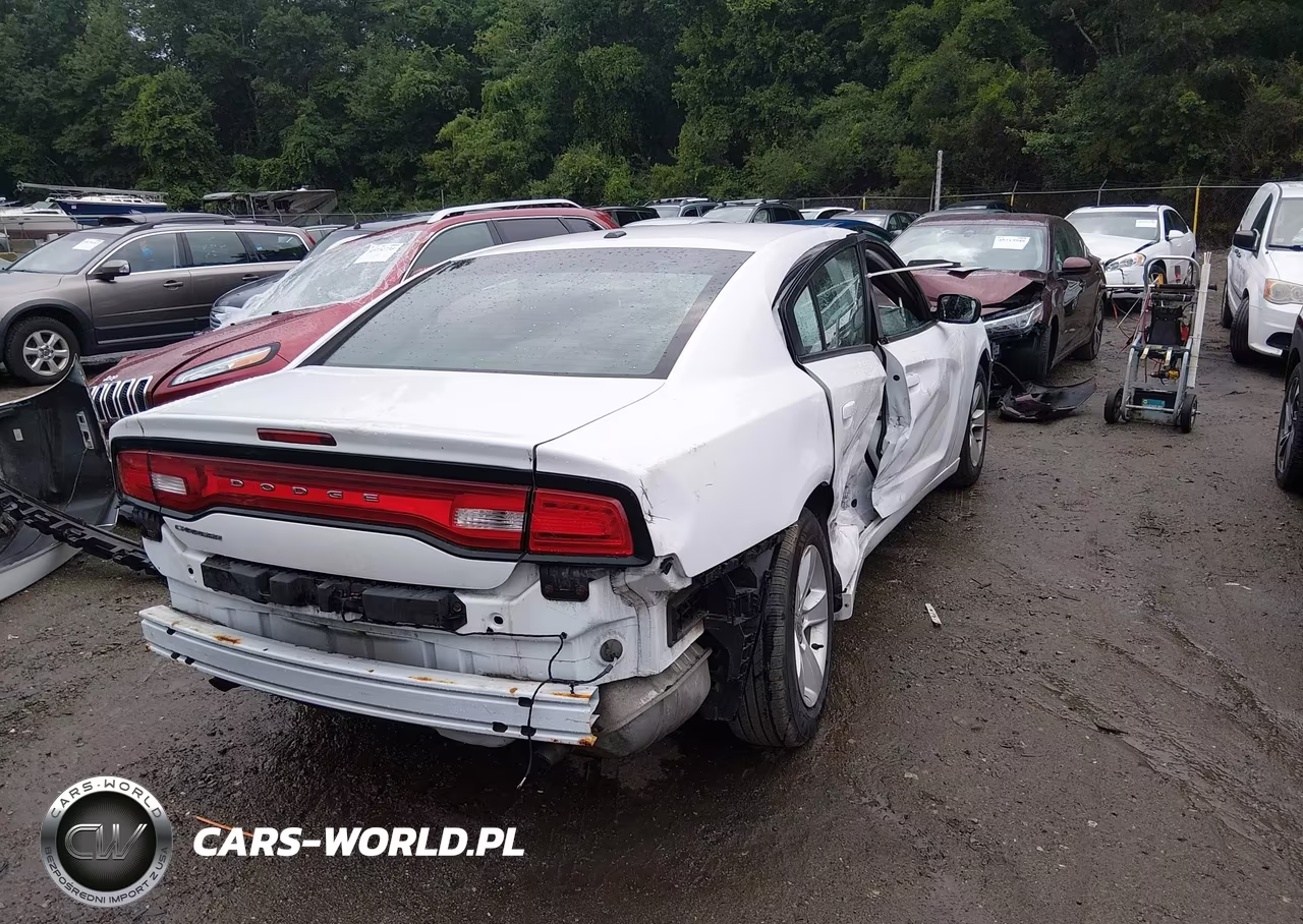 2012 Dodge Charger Se VIN:2C3CDXBG8CH203842 - 4