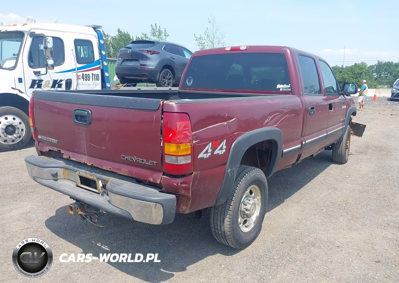 2002 Chevrolet Silverado 2500Hd Ls VIN:1GCHK23UX2F199260 - 4