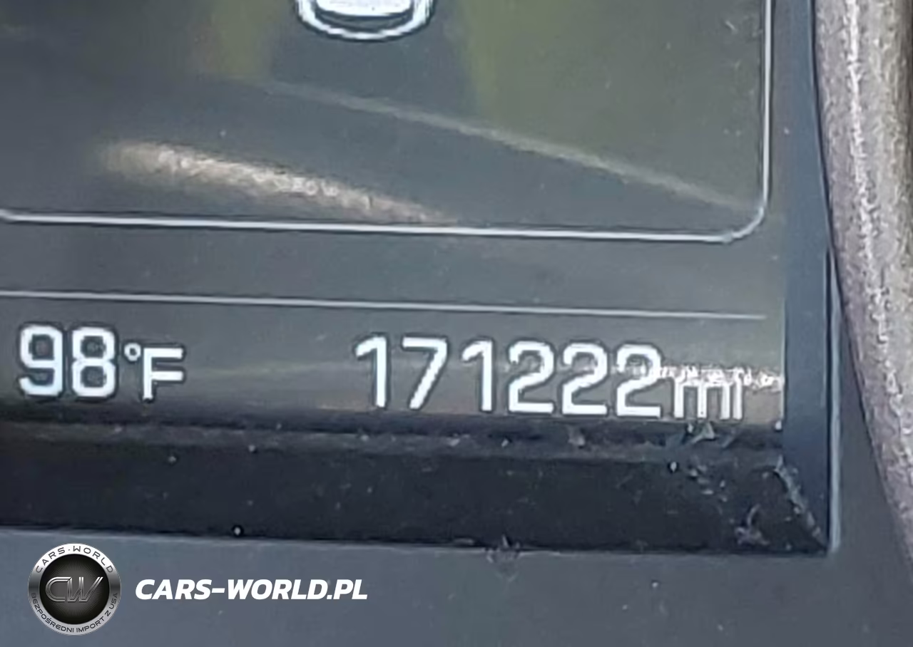 2017 Hyundai Santa Fe Sport 2.4L VIN:5NMZU3LB9HH009995 - 16