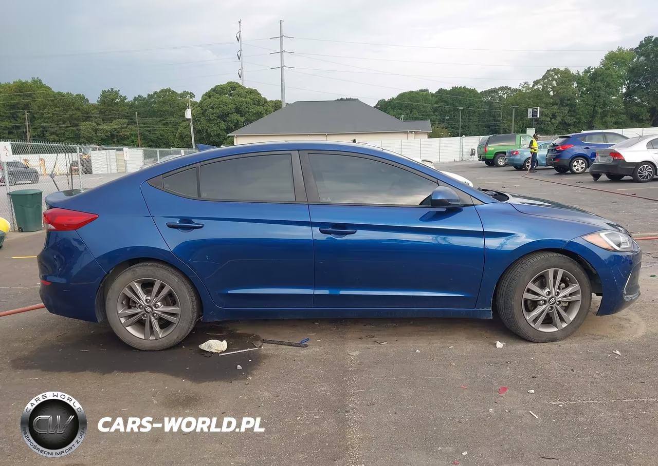 2018 Hyundai Elantra Sel VIN:5NPD84LF0JH333286 - 13