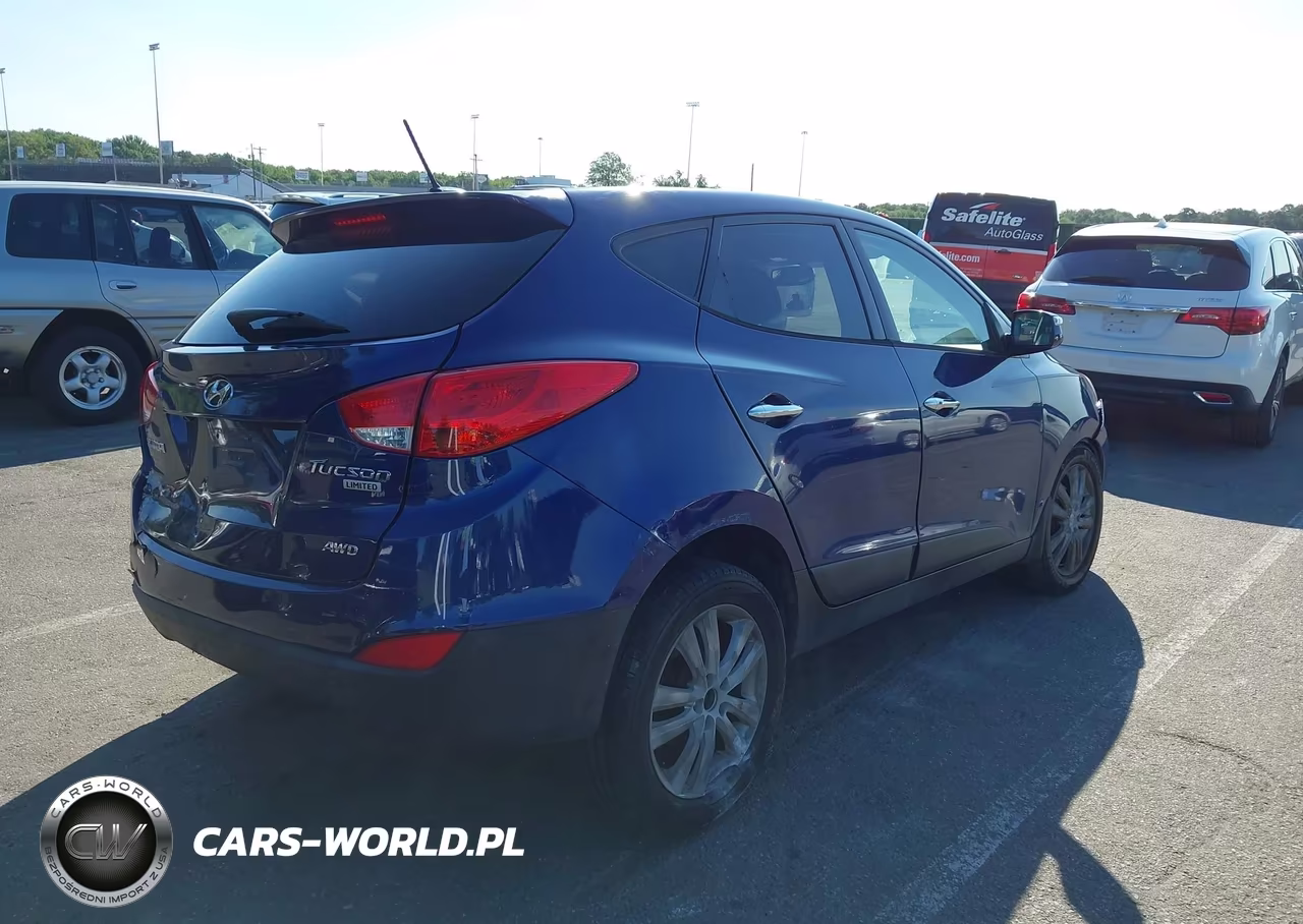 2013 Hyundai Tucson Limited VIN:KM8JUCAC4DU690476 - 4