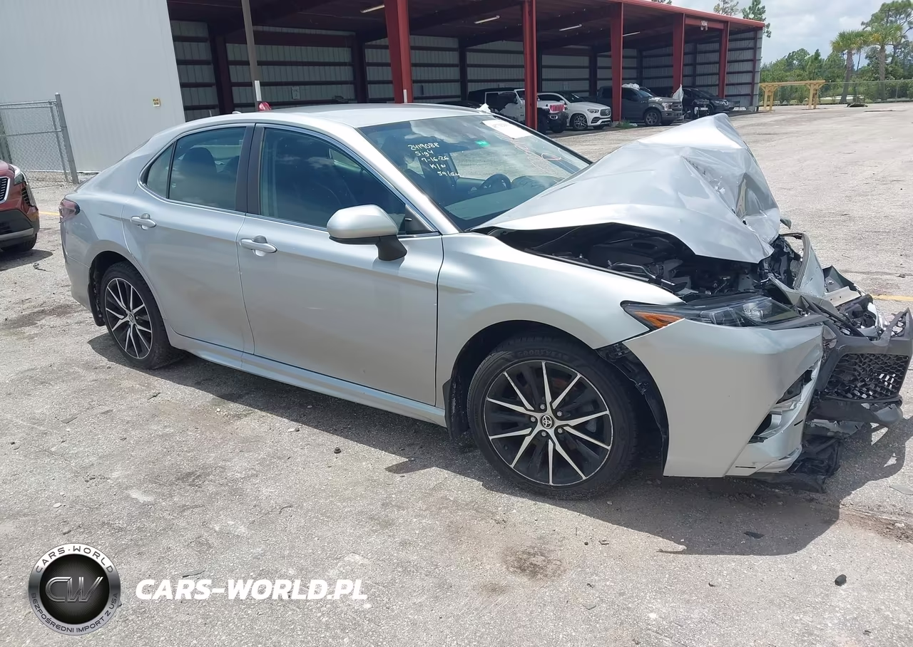 2021 Toyota Camry Se – zdjęcie 1 z 18