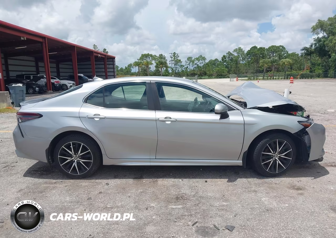 2021 Toyota Camry Se VIN:4T1G11AK0MU416450 - 13