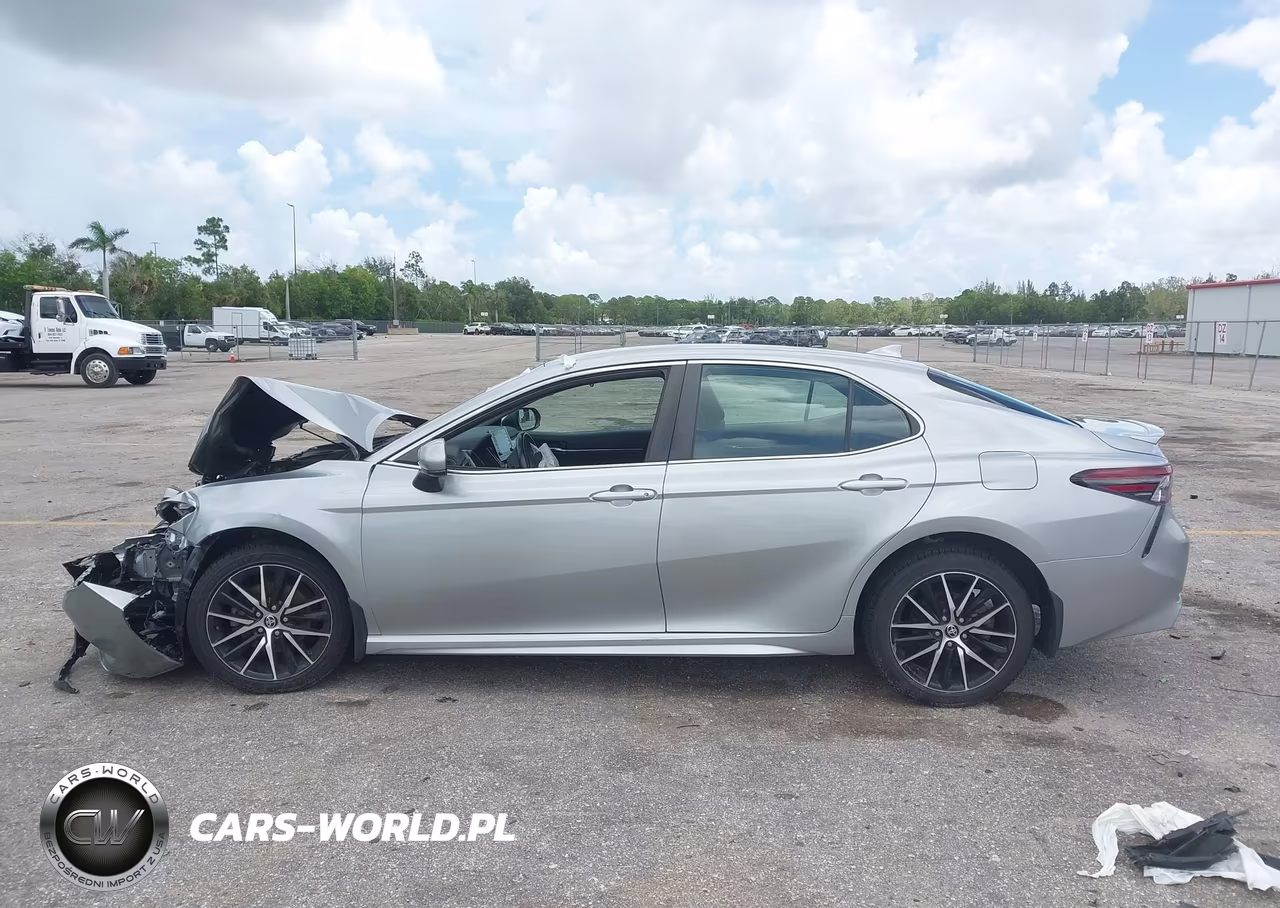2021 Toyota Camry Se VIN:4T1G11AK0MU416450 - 14