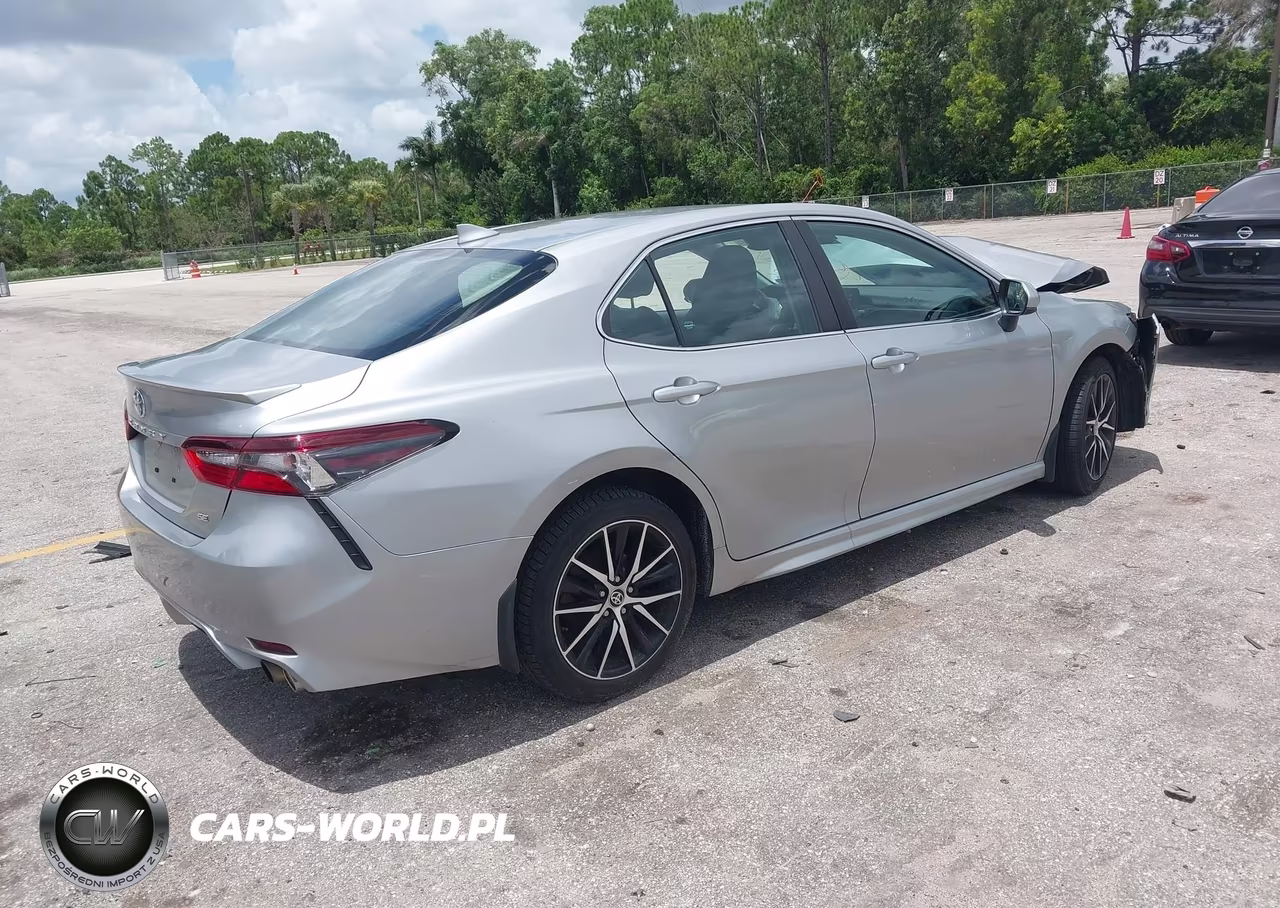 2021 Toyota Camry Se VIN:4T1G11AK0MU416450 - 4
