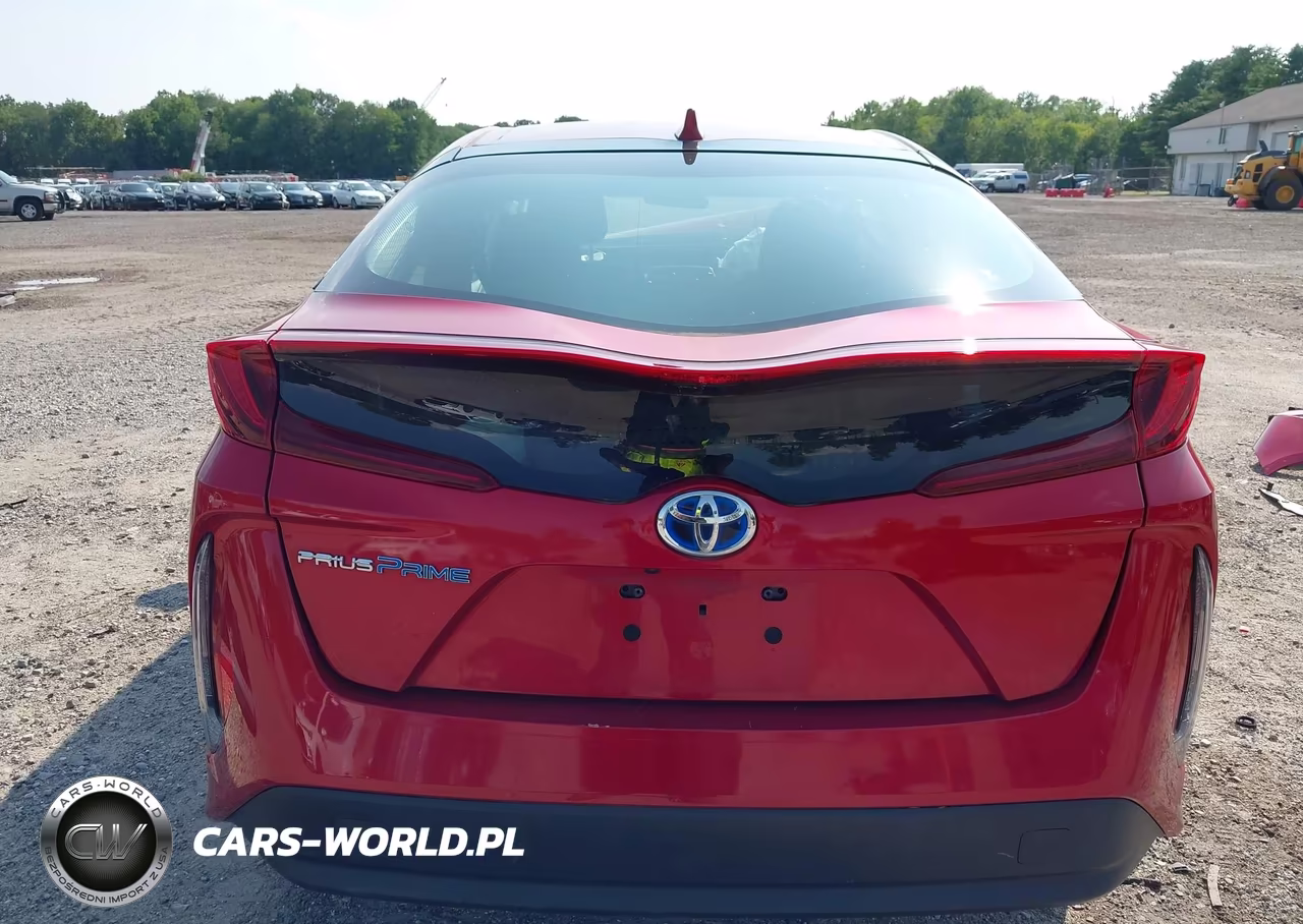 2021 Toyota Prius Prime Le VIN:JTDKAMFP2M3195573 - 17