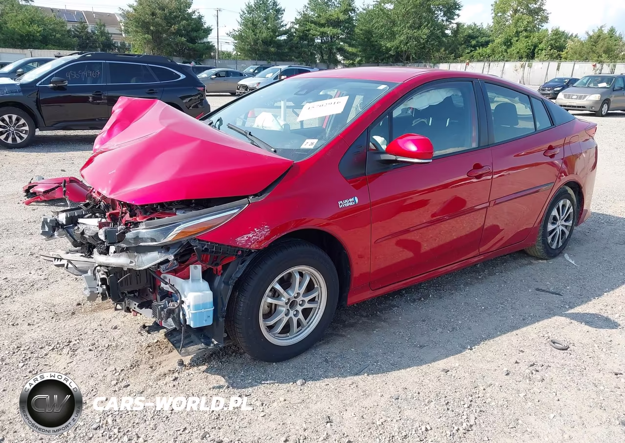 2021 Toyota Prius Prime Le VIN:JTDKAMFP2M3195573 - 2