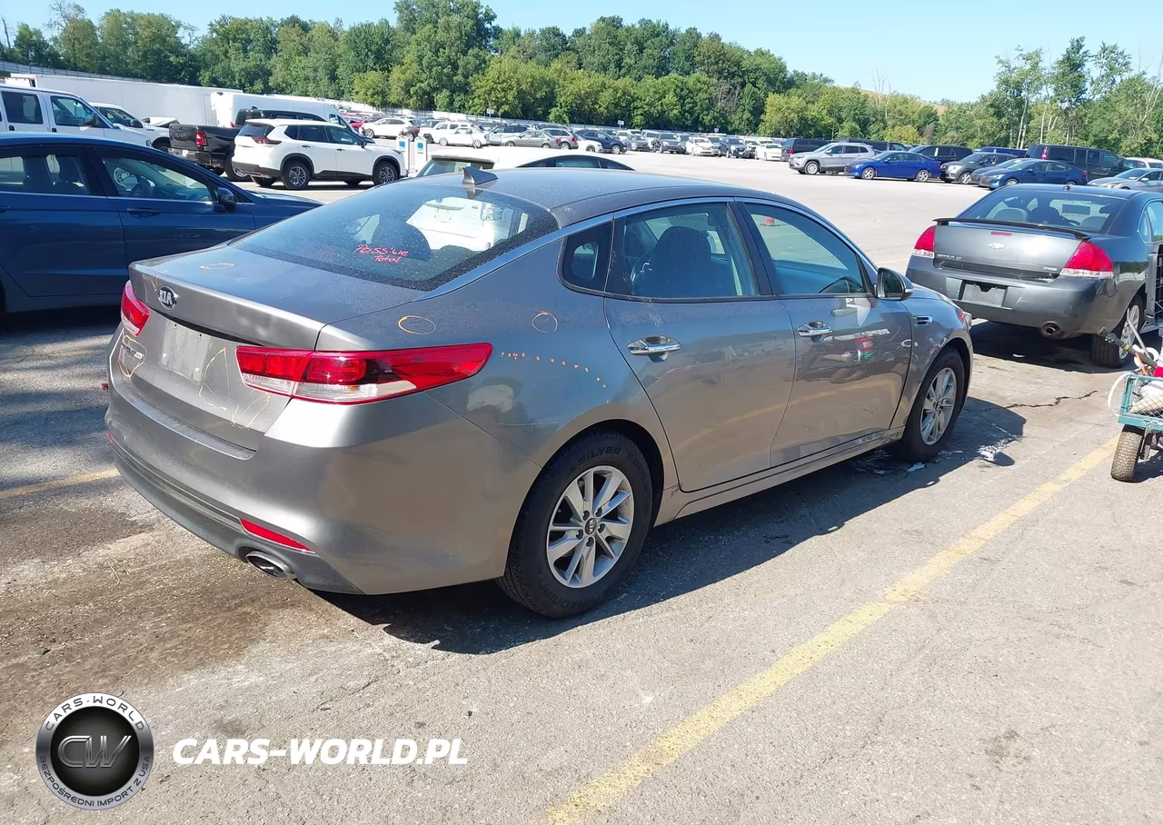 2018 Kia Optima Lx VIN:5XXGT4L30JG182799 - 4