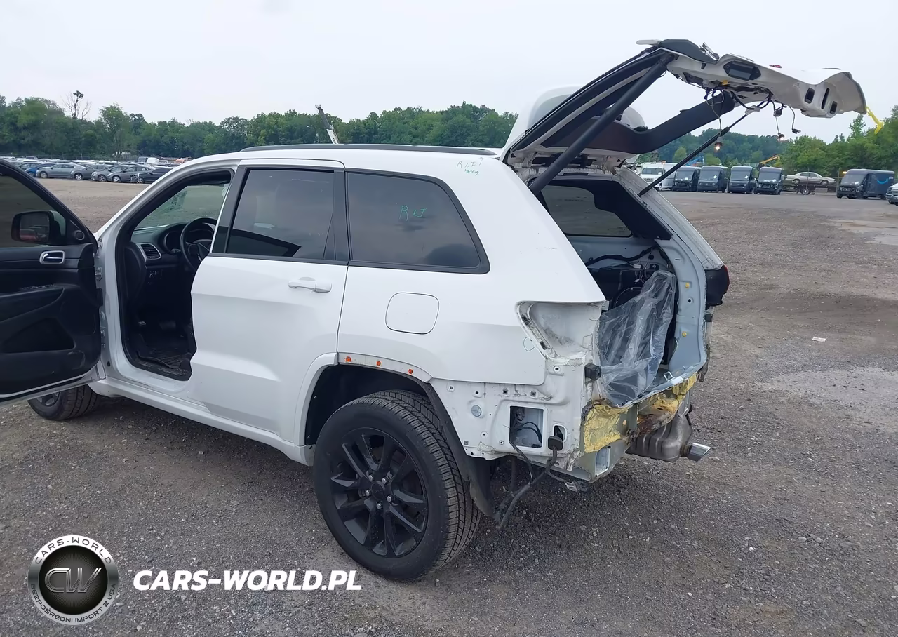 2021 Jeep Grand Cherokee Laredo X 4X4 VIN:1C4RJFAG6MC674421 - 19