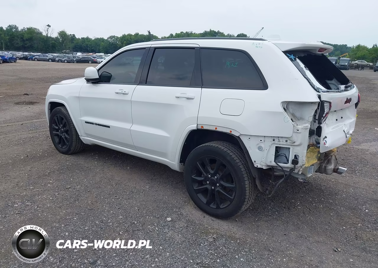 2021 Jeep Grand Cherokee Laredo X 4X4 VIN:1C4RJFAG6MC674421 - 3