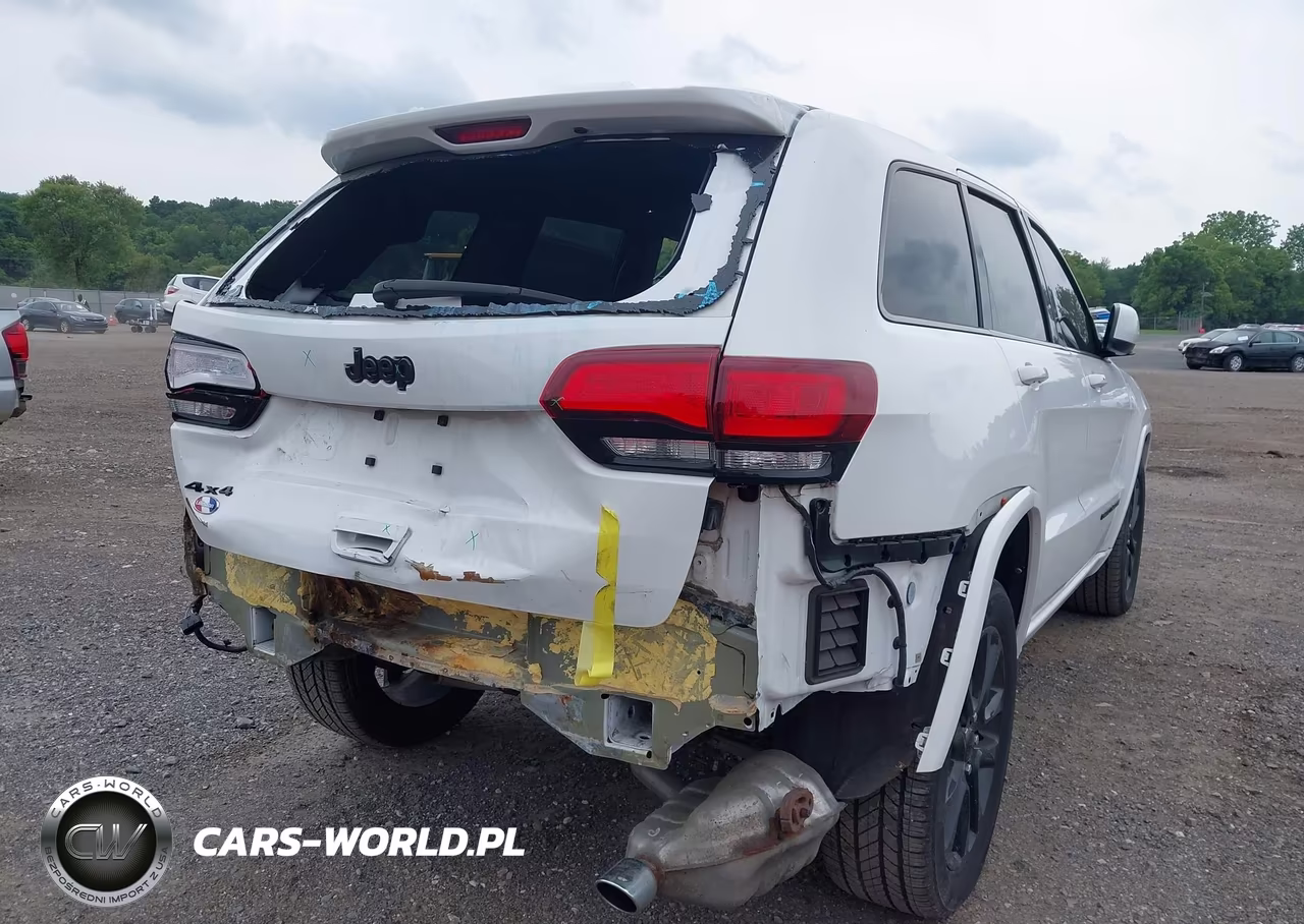 2021 Jeep Grand Cherokee Laredo X 4X4 VIN:1C4RJFAG6MC674421 - 6