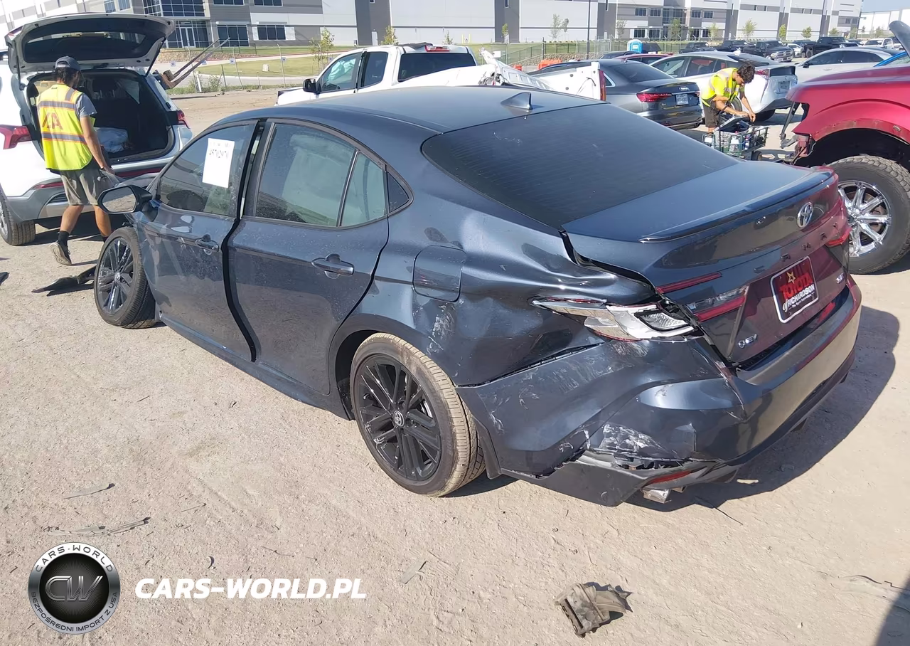 2026 Toyota Camry Se VIN:4T1DAACK9TU735831 - 3