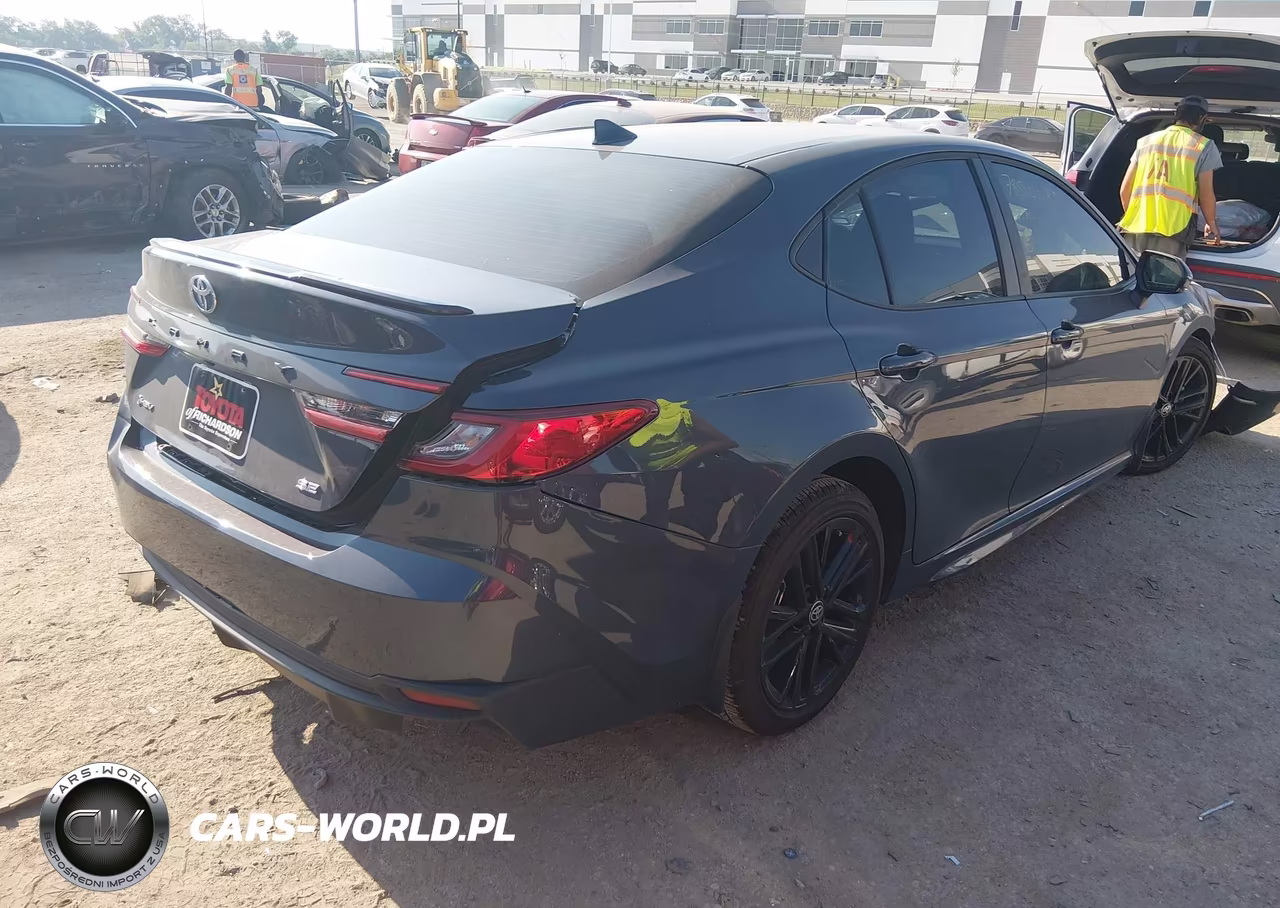 2026 Toyota Camry Se VIN:4T1DAACK9TU735831 - 4