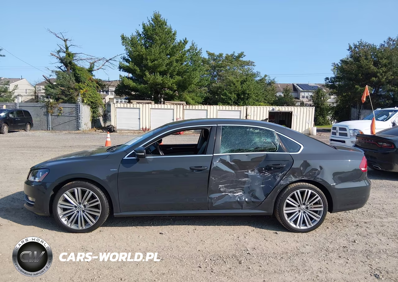 2014 Volkswagen Passat 1.8T Sport VIN:1VWBT7A35EC088094 - 14