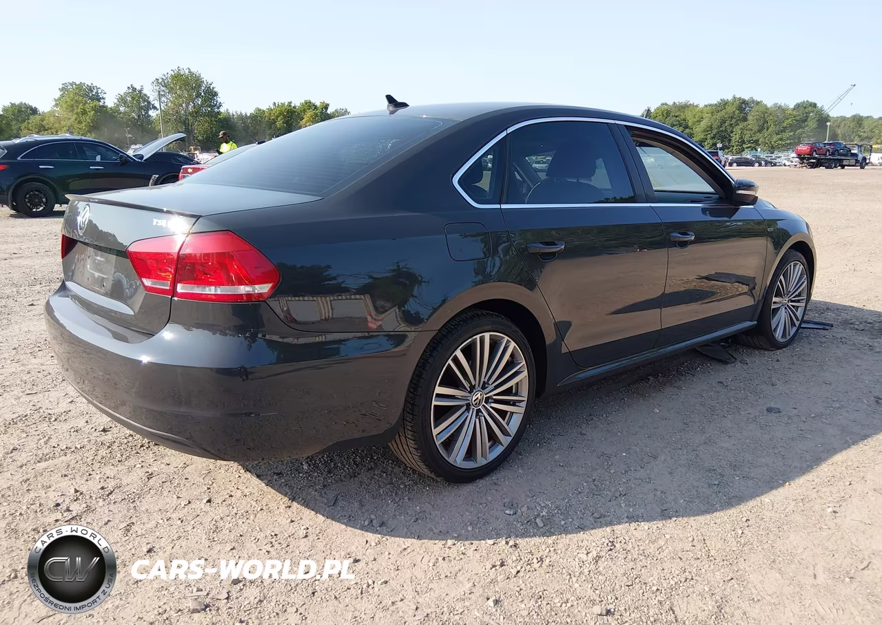2014 Volkswagen Passat 1.8T Sport VIN:1VWBT7A35EC088094 - 4