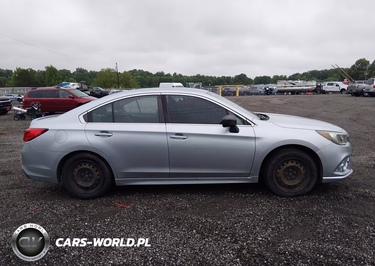 2018 Subaru Legacy 2.5I VIN:4S3BNAA65J3045650 - 13