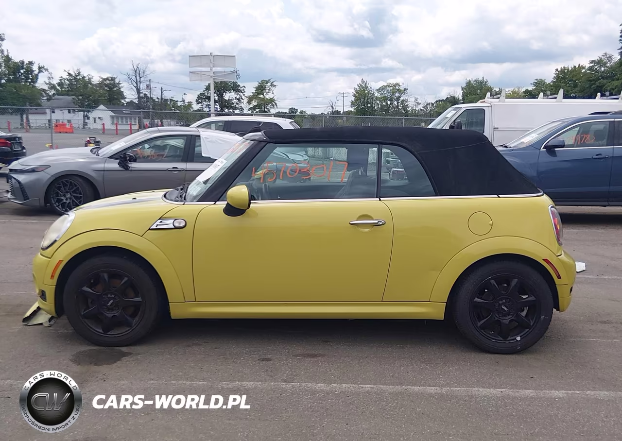 2010 Mini Cooper VIN:WMWMR3C51ATZ19678 - 14