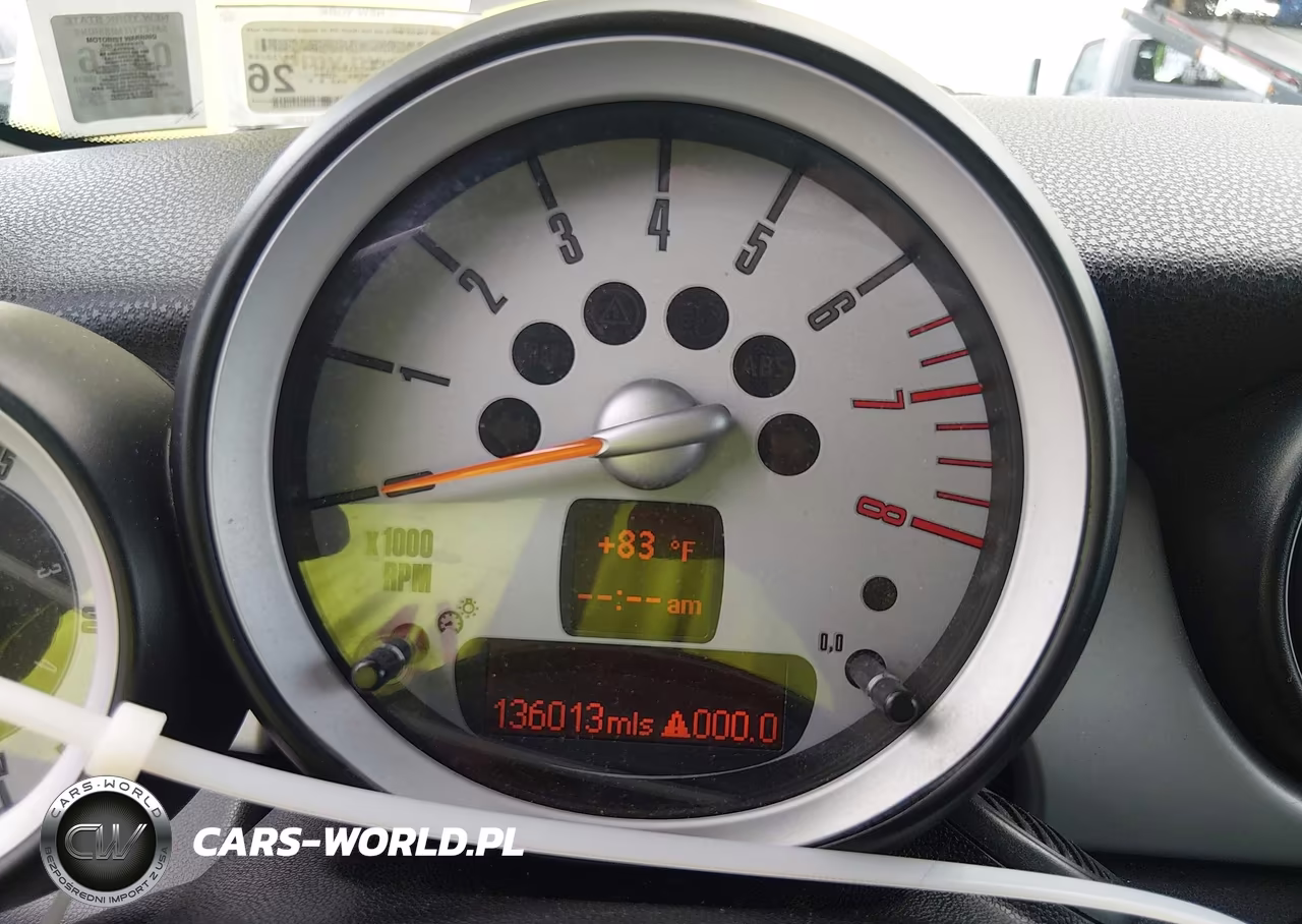2010 Mini Cooper VIN:WMWMR3C51ATZ19678 - 7