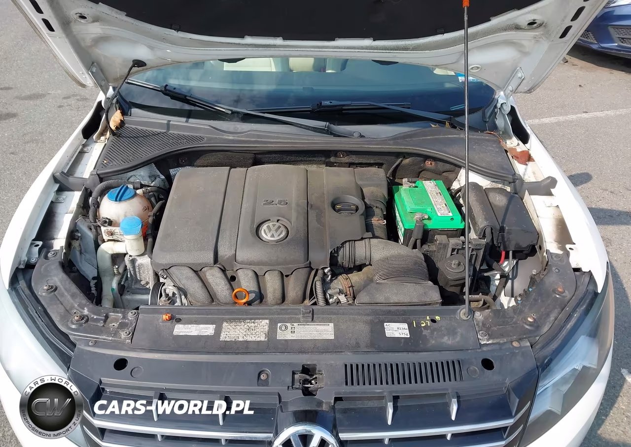 2012 Volkswagen Passat 2.5L Sel Premium VIN:1VWCP7A34CC039541 - 10
