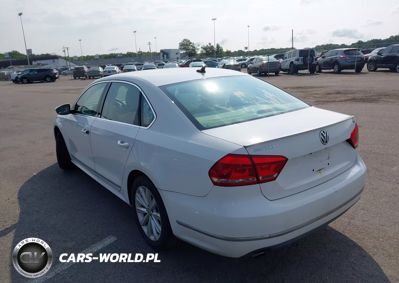 2012 Volkswagen Passat 2.5L Sel Premium VIN:1VWCP7A34CC039541 - 3