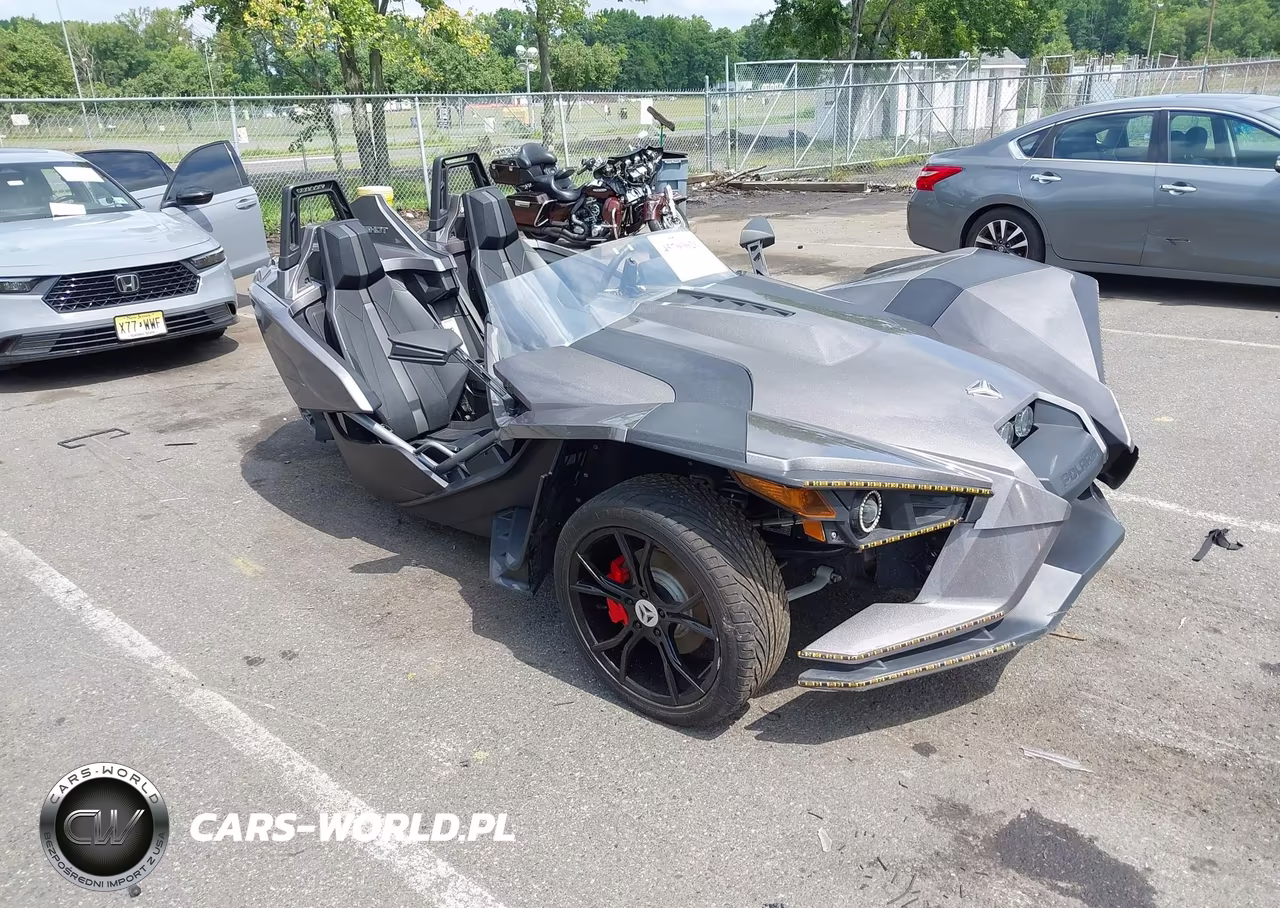2015 Polaris Slingshot – zdjęcie 1 z 11