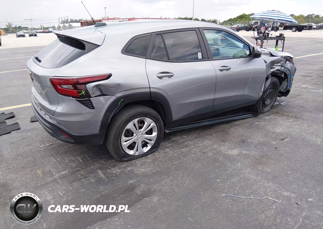 2024 Chevrolet Trax Fwd Sp VIN:KL77LFE28RC056165 - 4