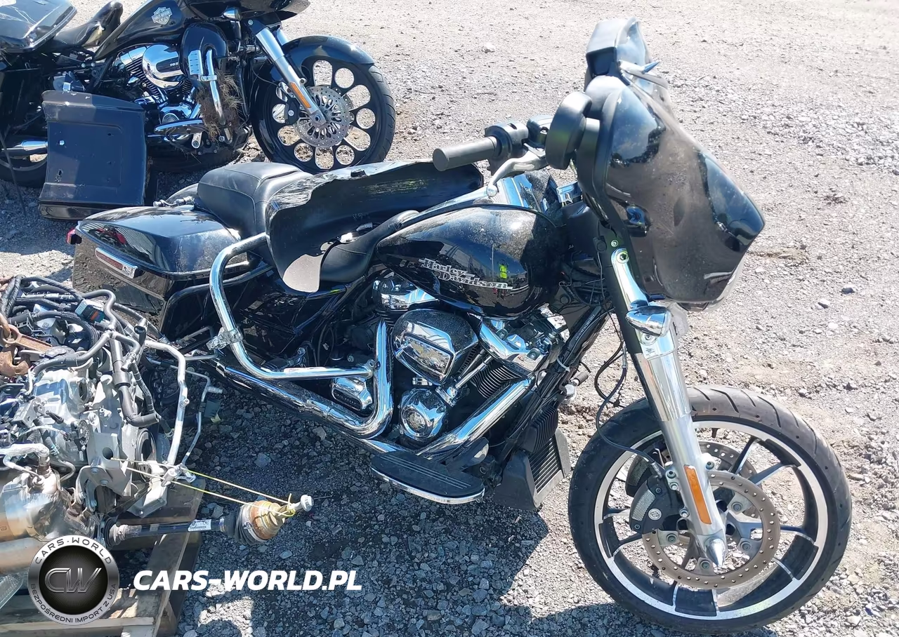2020 Harley-Davidson Flhx VIN:1HD1KBC15LB670150 - 13