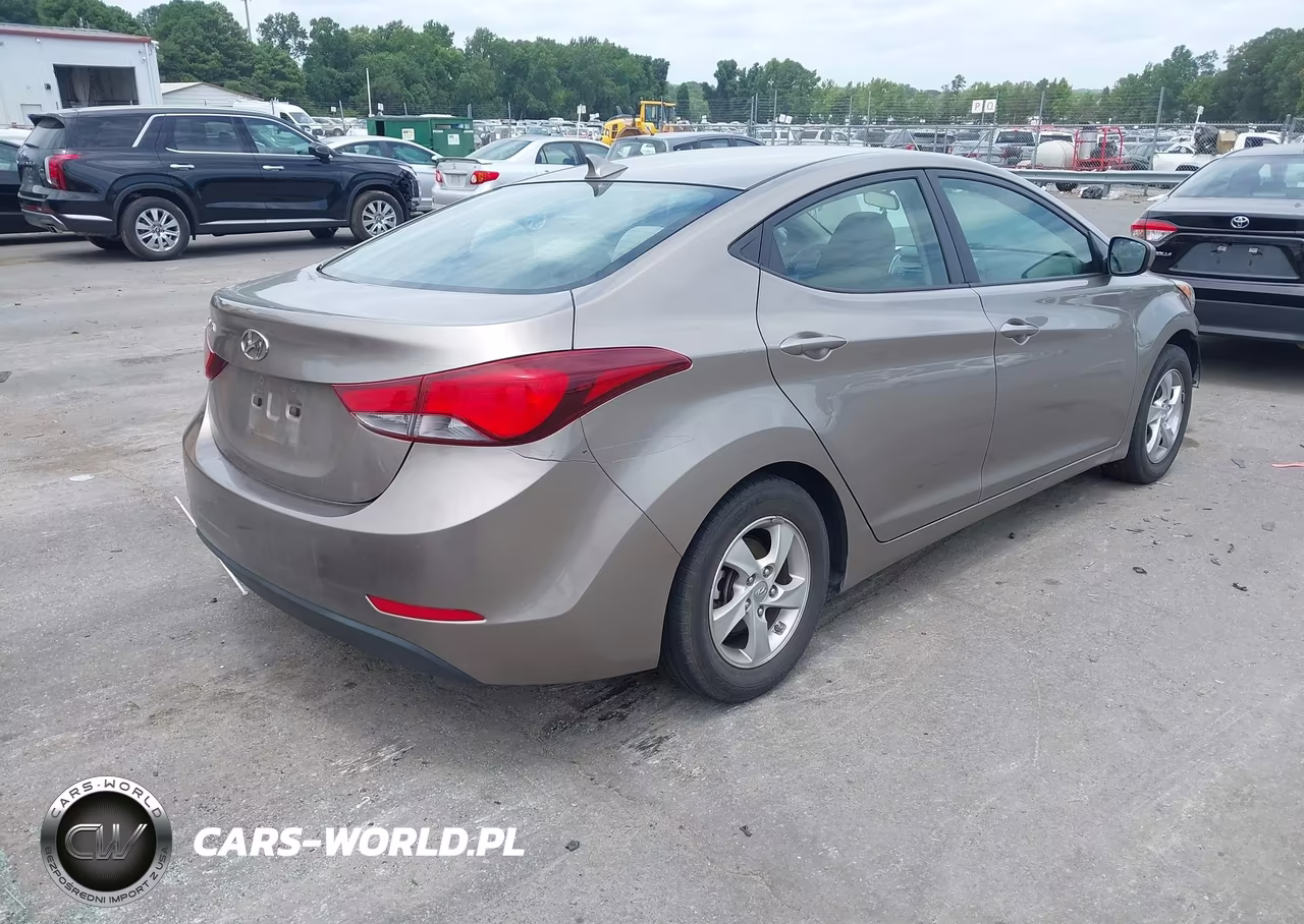 2014 Hyundai Elantra Se VIN:5NPDH4AE2EH461383 - 4
