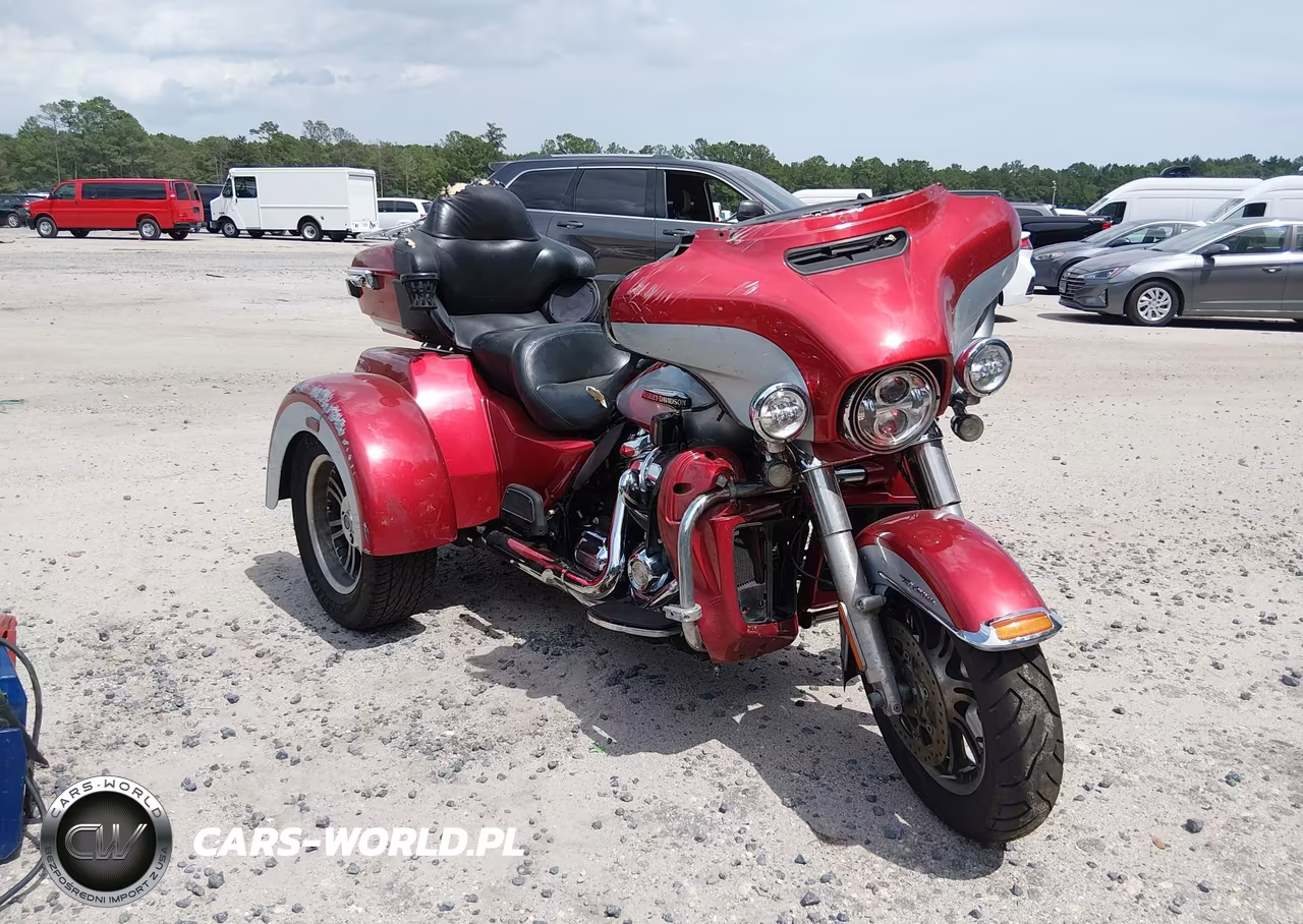 2019 Harley-Davidson Flhtcutg