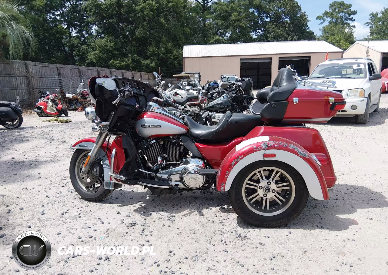 2019 Harley-Davidson Flhtcutg VIN:1HD1MAF16KB856360 - 12