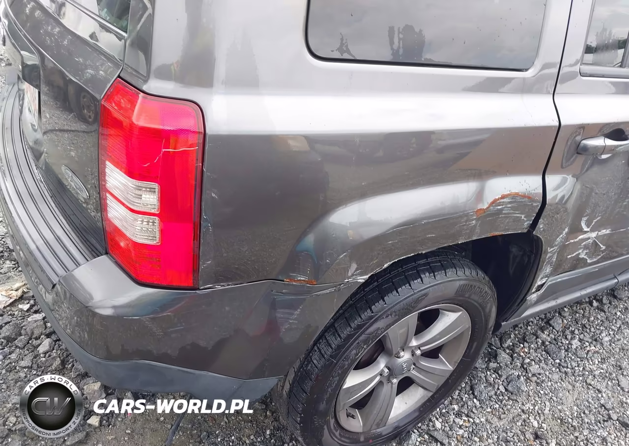 2014 Jeep Patriot High Altitude VIN:1C4NJPFA2ED887645 - 13
