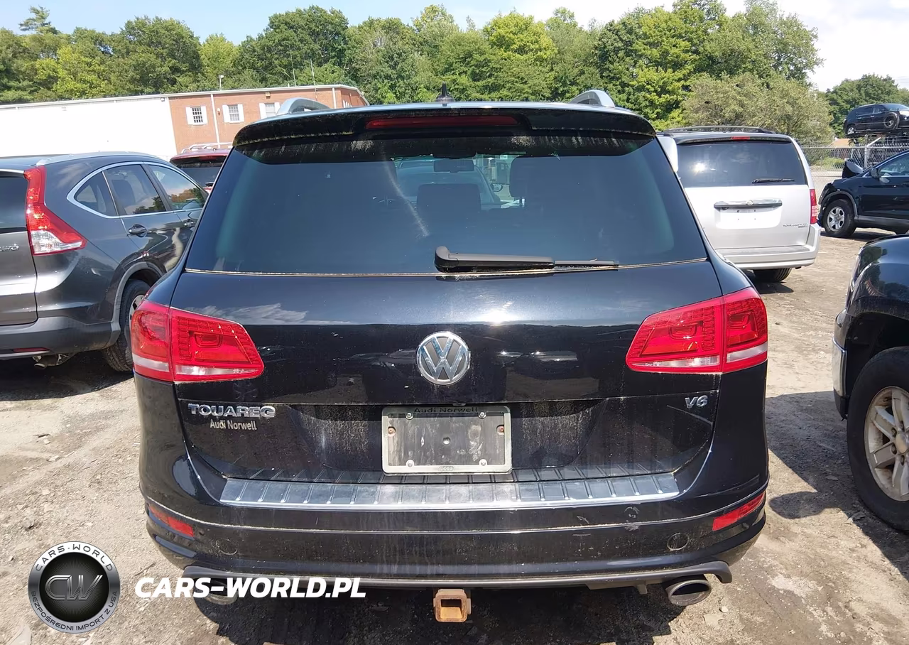 2014 Volkswagen Touareg 3.6L R-Line VIN:WVGDF9BPXED007516 - 16
