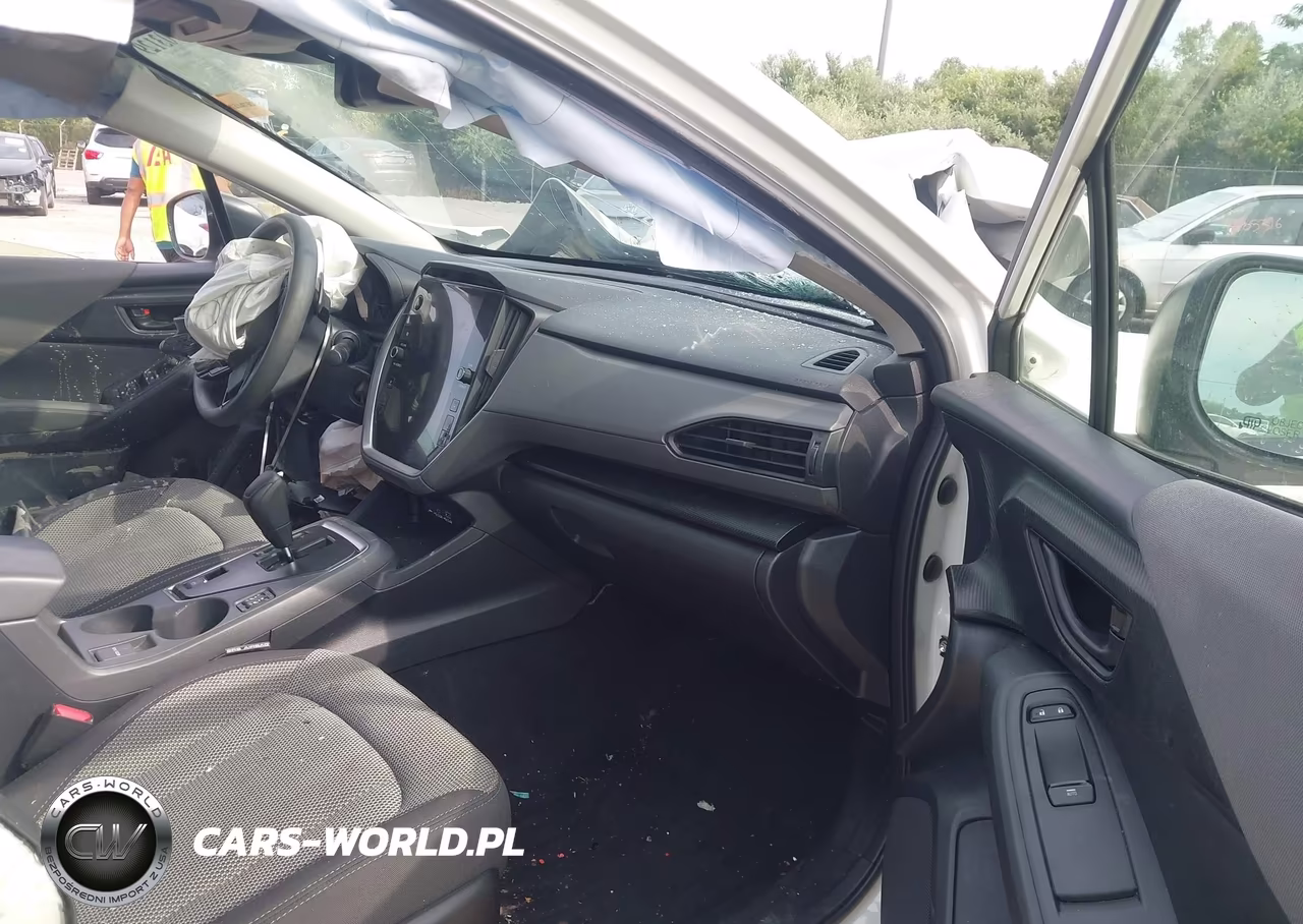 2024 Subaru Crosstrek Premium VIN:JF2GUADCXR8330175 - 5