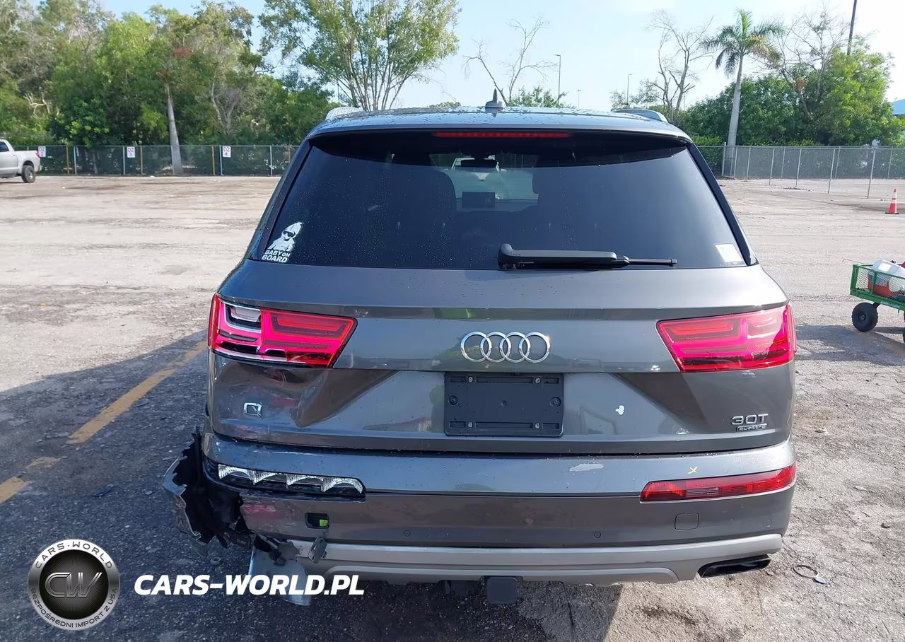2018 Audi Q7 3.0T Premium VIN:WA1LAAF76JD037210 - 16