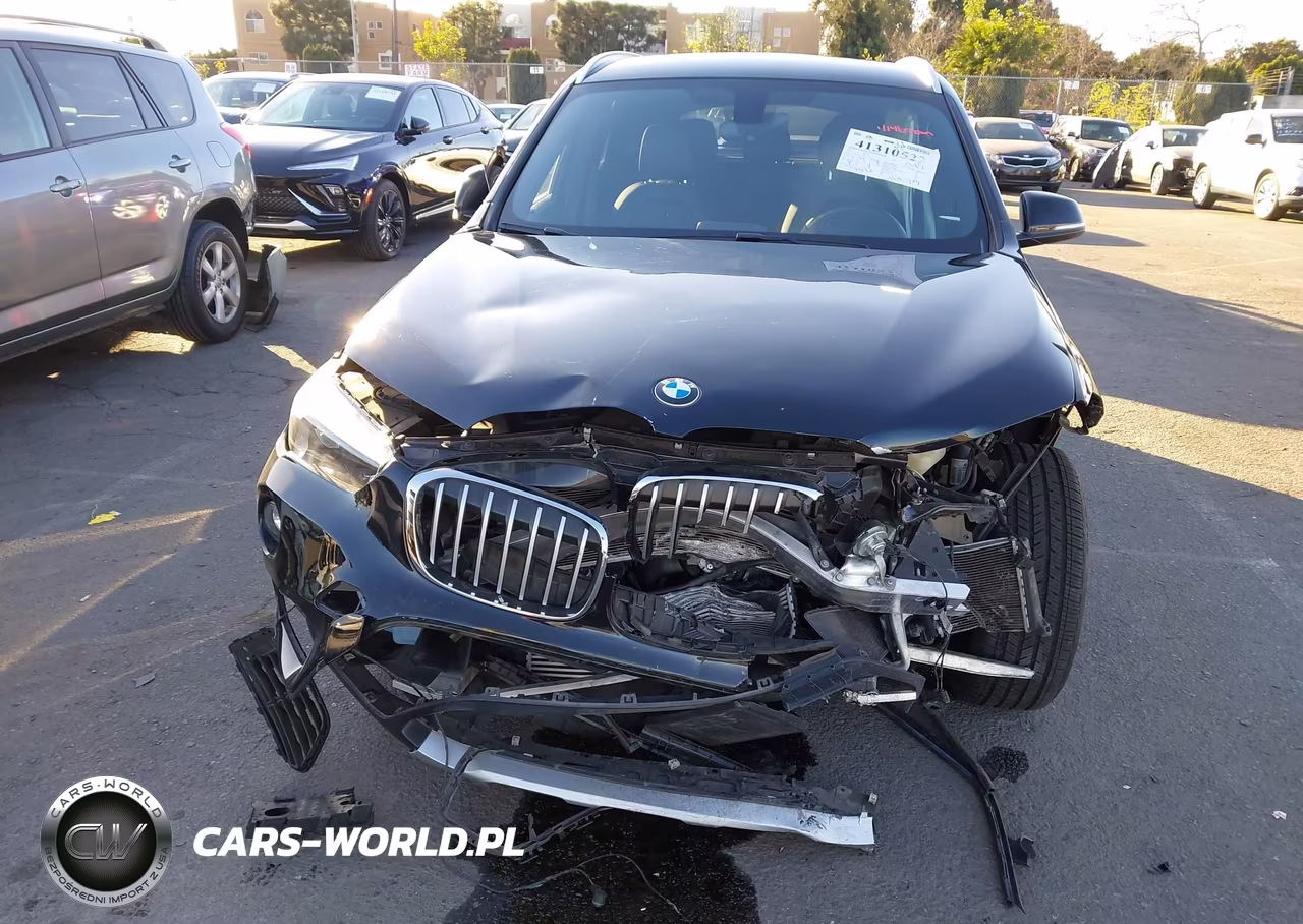 2017 BMW X1 VIN:WBXHU7C30H5H33210 - 13