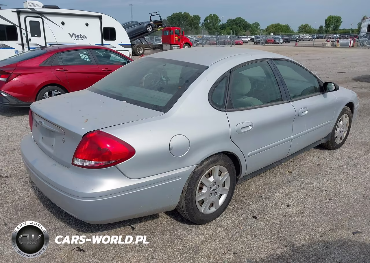 2007 Ford Taurus Se VIN:1FAFP53UX7A213839 - 4
