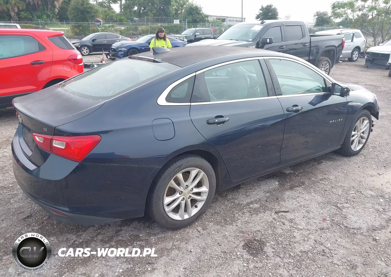 2016 Chevrolet Malibu 1Lt VIN:1G1ZE5STXGF350507 - 4