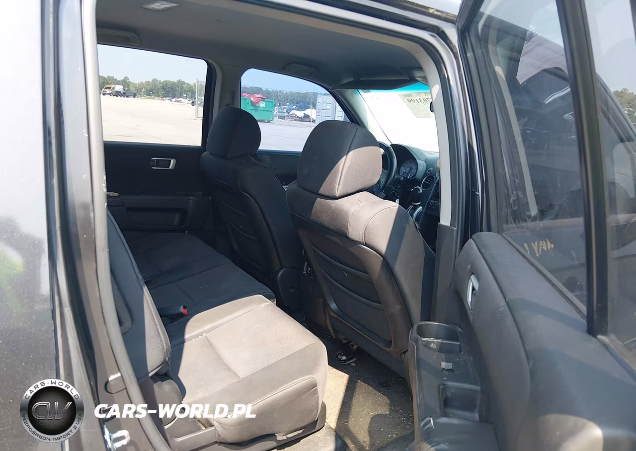 2010 Honda Pilot Lx VIN:5FNYF3H25AB020630 - 8