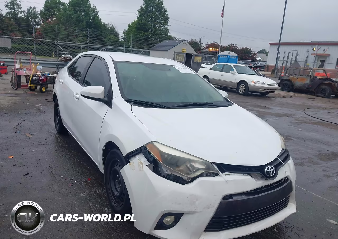 2015 Toyota Corolla Le – zdjęcie 1 z 17