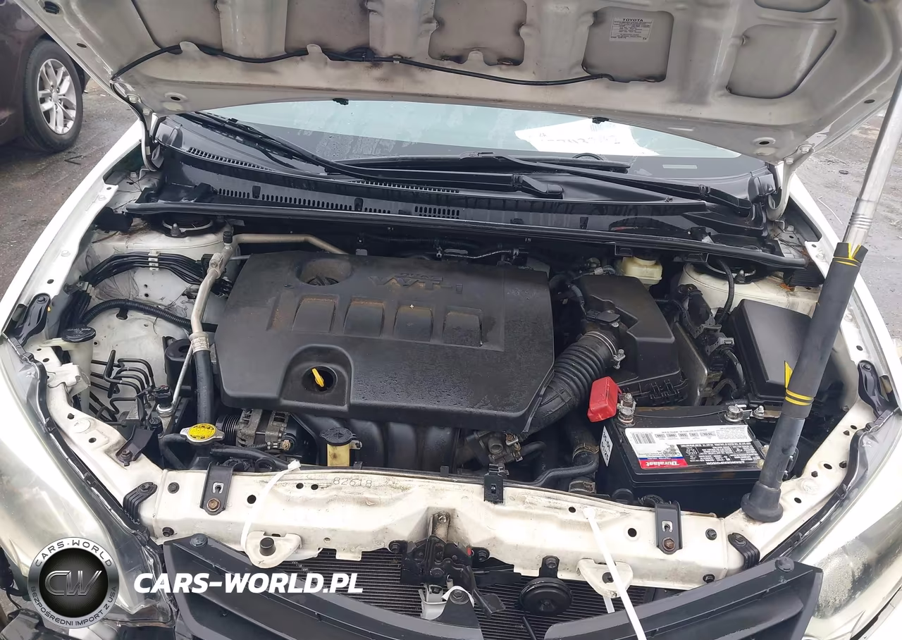 2015 Toyota Corolla Le VIN:2T1BURHE7FC251971 - 10