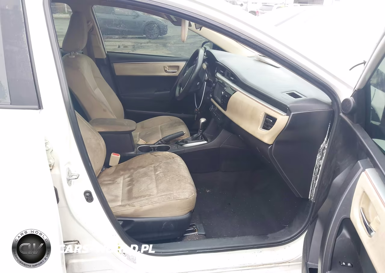 2015 Toyota Corolla Le VIN:2T1BURHE7FC251971 - 5