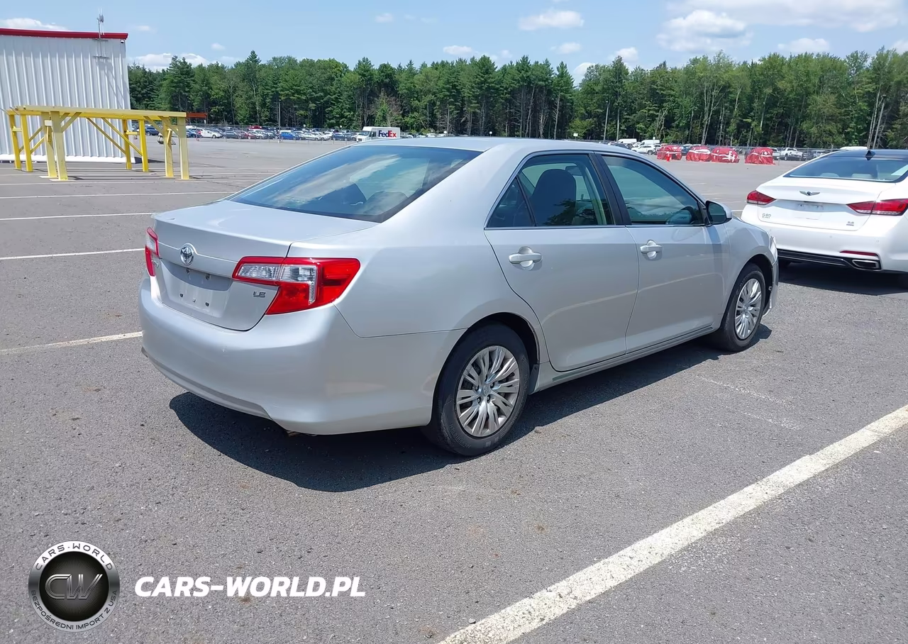 2012 Toyota Camry Le VIN:4T1BF1FK3CU081798 - 4