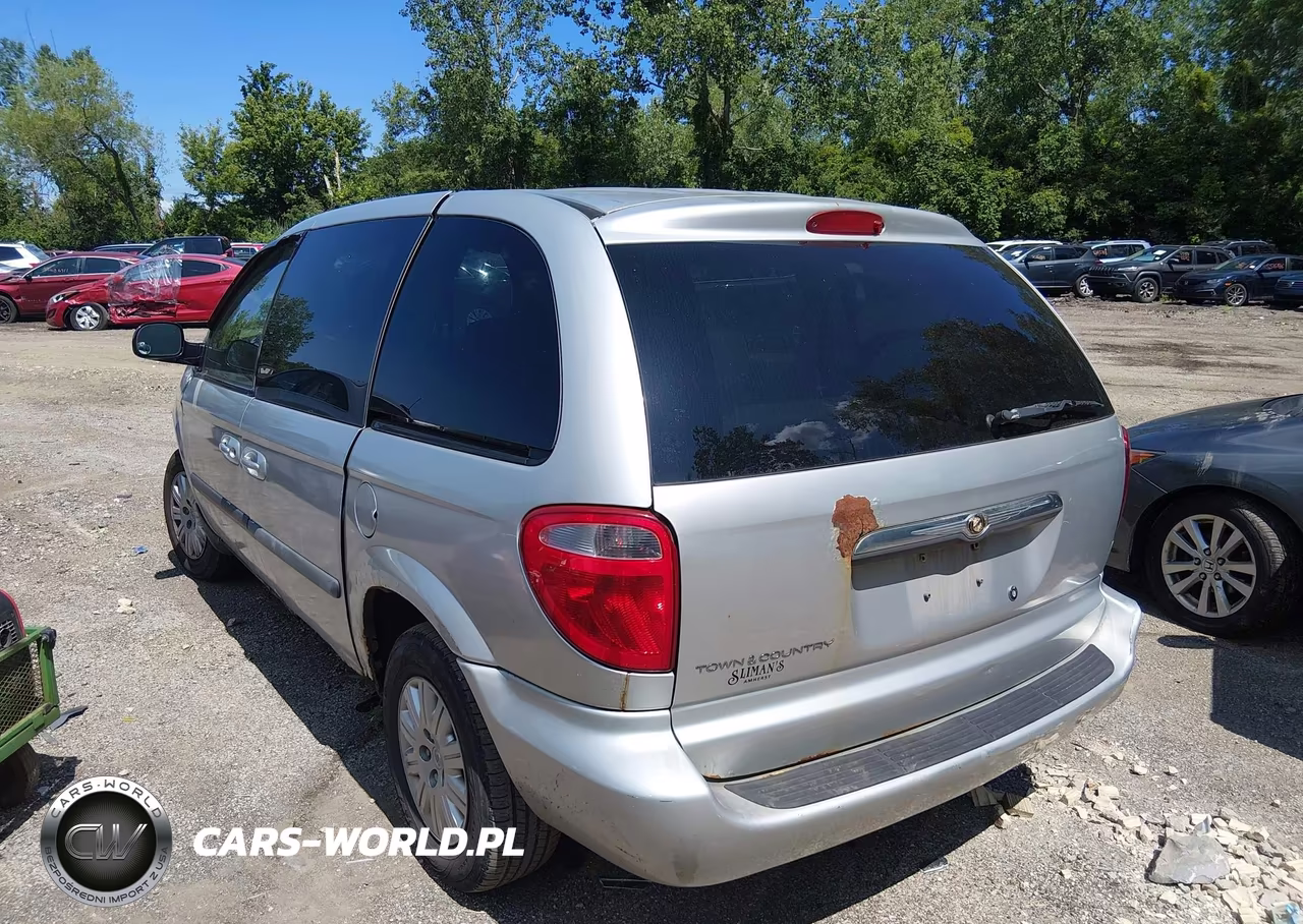 2007 Chrysler Town & Country VIN:1A4GJ45R57B154870 - 3